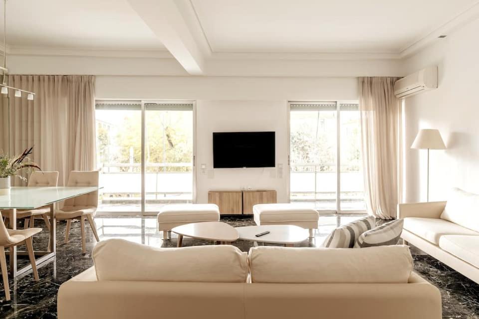 Elegant 2Bd Evelpidon Apartment Athens Exterior photo