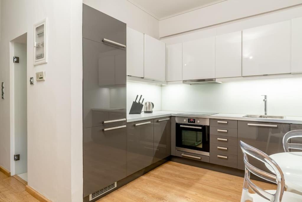 Elegant 2Bd Evelpidon Apartment Athens Exterior photo